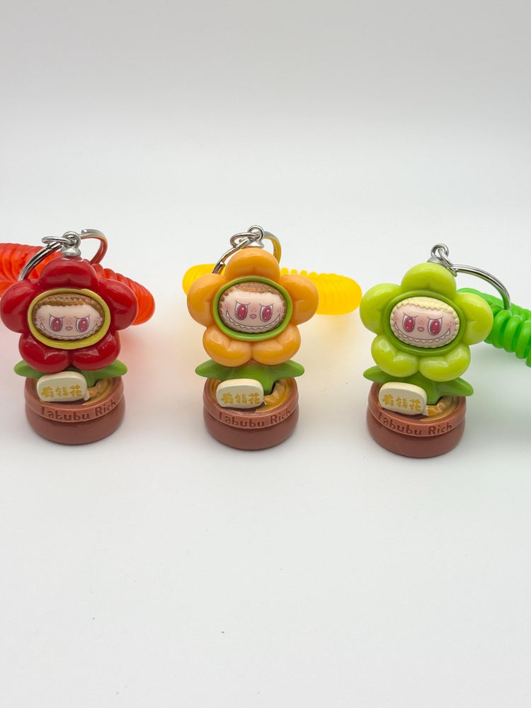 Flower Monster Keychain Bracelet: Playful Kawaii Style - Pip & Purlie
