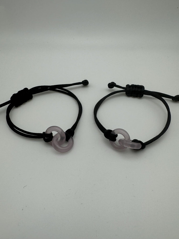 Interlocking Circle Charms Bracelet: Friendship Jewelry Set (2) - Pip & Purlie