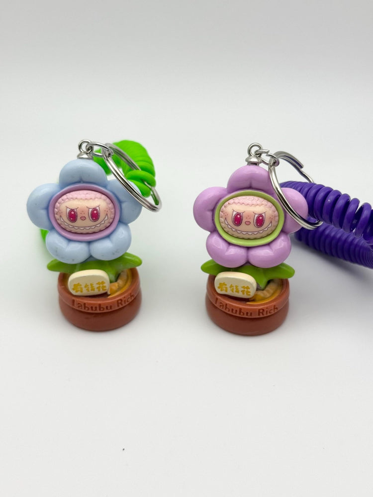 Flower Monster Keychain Bracelet: Playful Kawaii Style - Pip & Purlie
