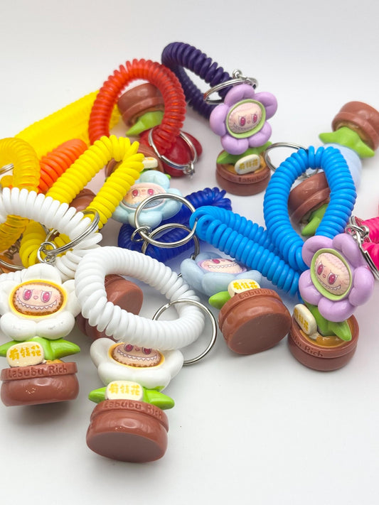 Flower Monster Keychain Bracelet: Playful Kawaii Style - Pip & Purlie