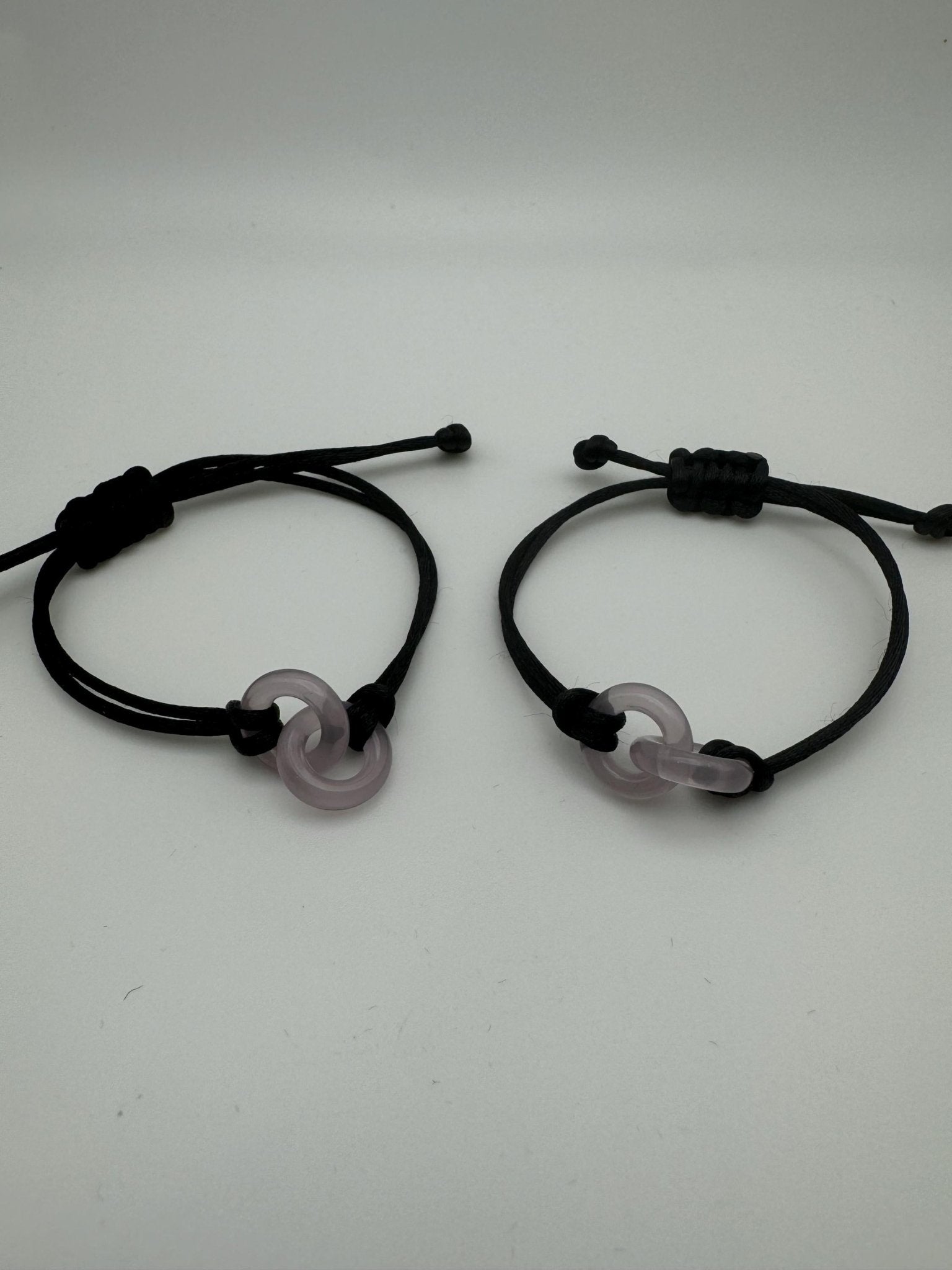 Interlocking Circle Charms Bracelet: Friendship Jewelry Set (2) - Pip & Purlie